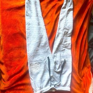 Cute grey joggers nwt size s very comfortable